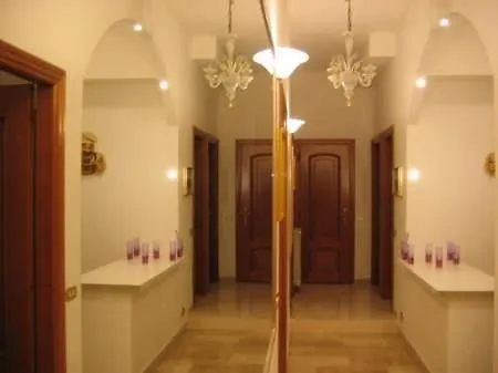 Emily House Nocleg ze śniadaniem 3*